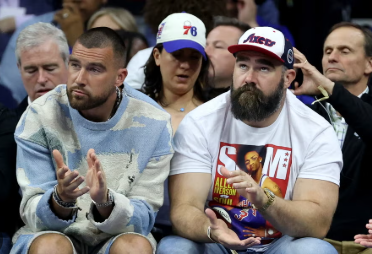 Travis Kelce Net Worth Vs Jason Kelce: Comparing NFL Brothers' Wealth