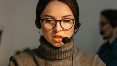 contact customer service quickly